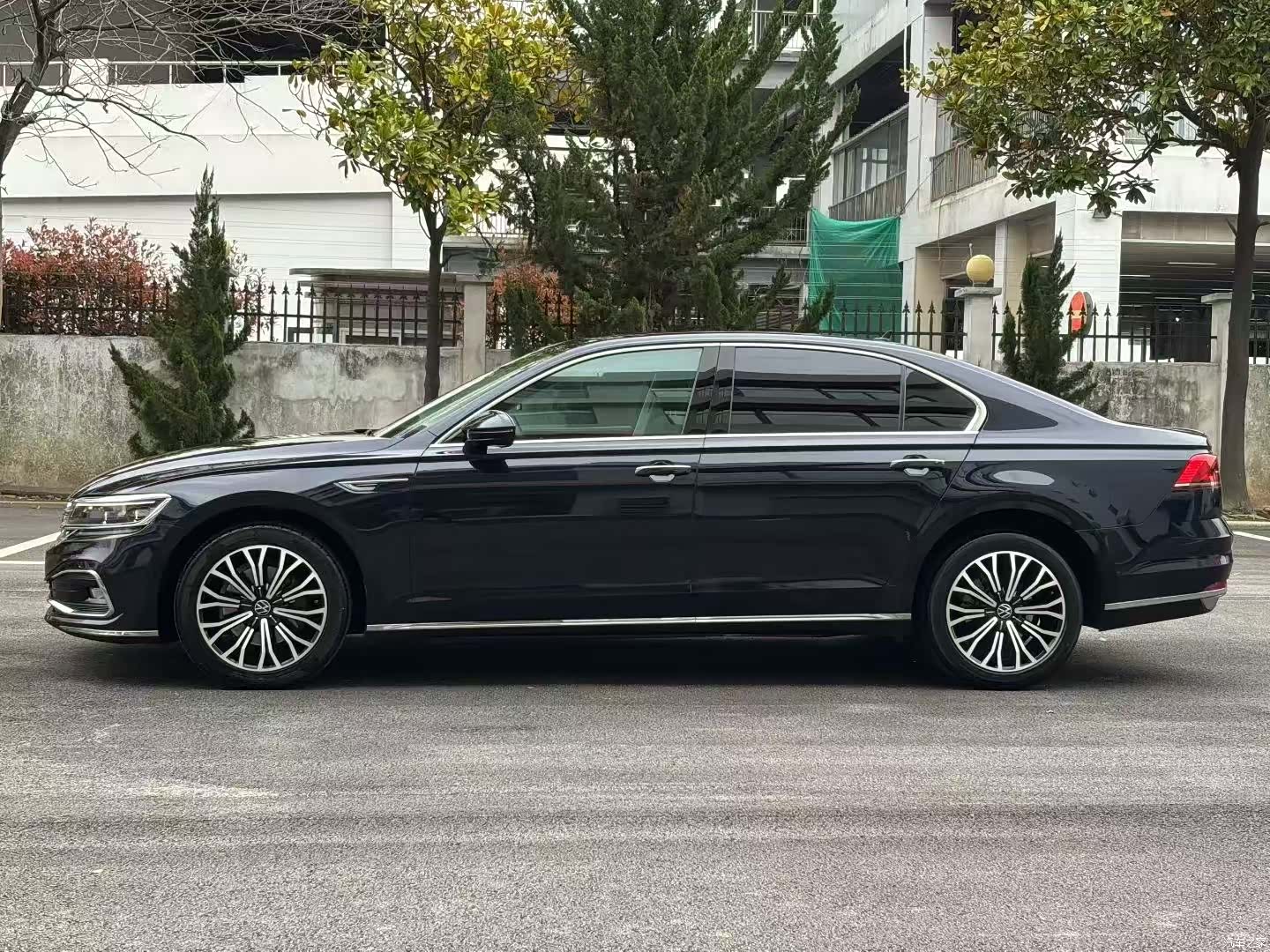 Volkswagen Phideon, 2022 8