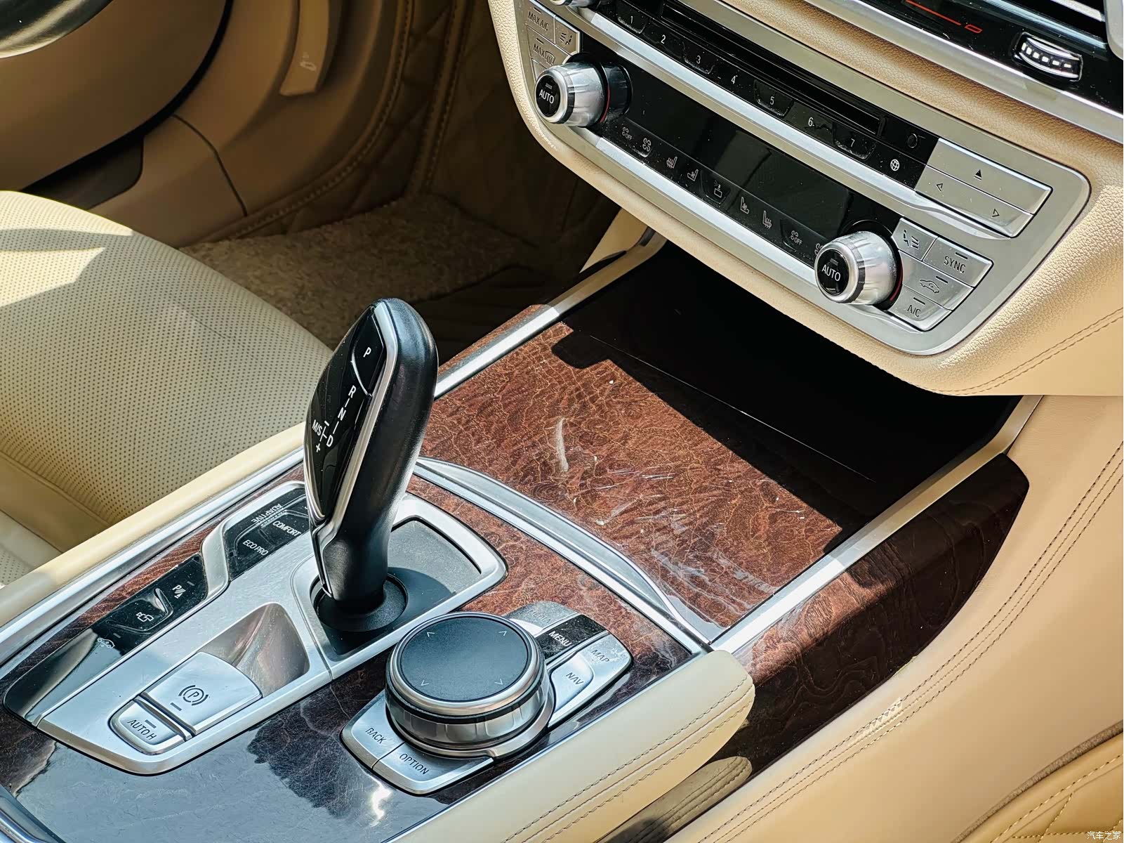 BMW 7 Series, 2016 12