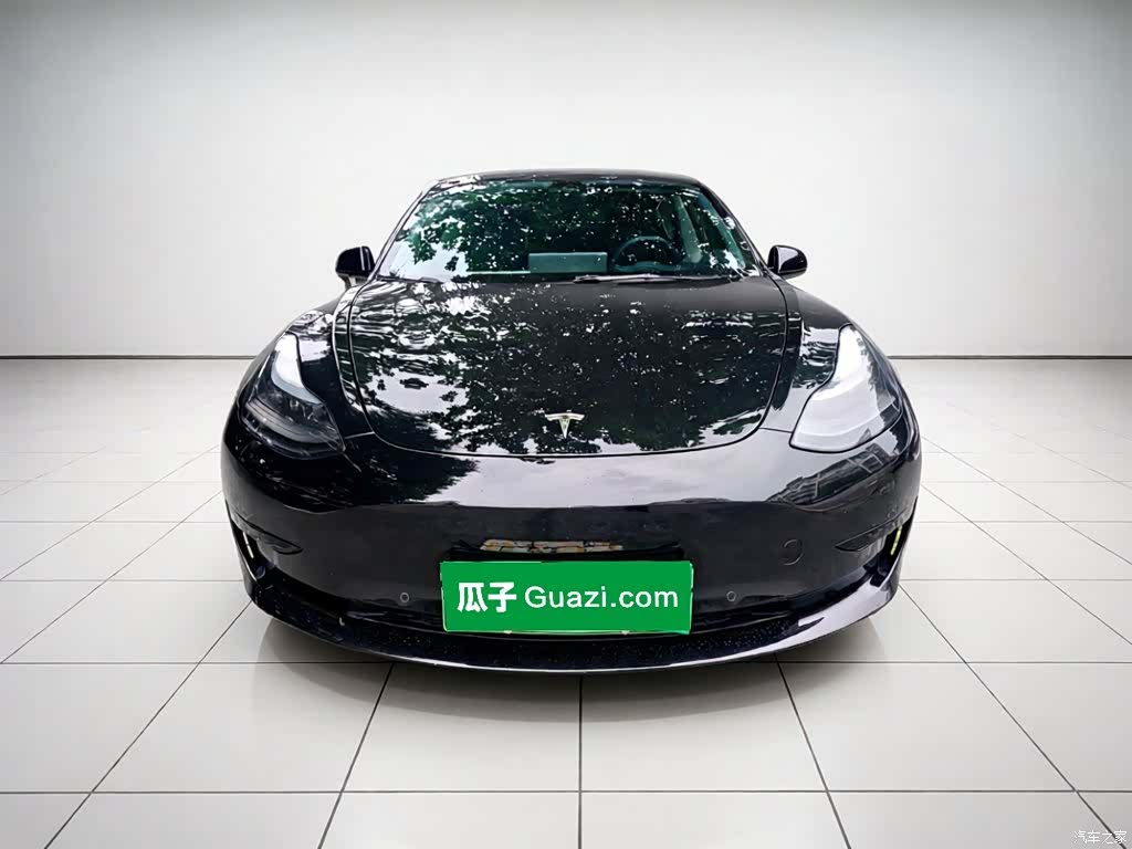 Tesla Model 3, 2022 24