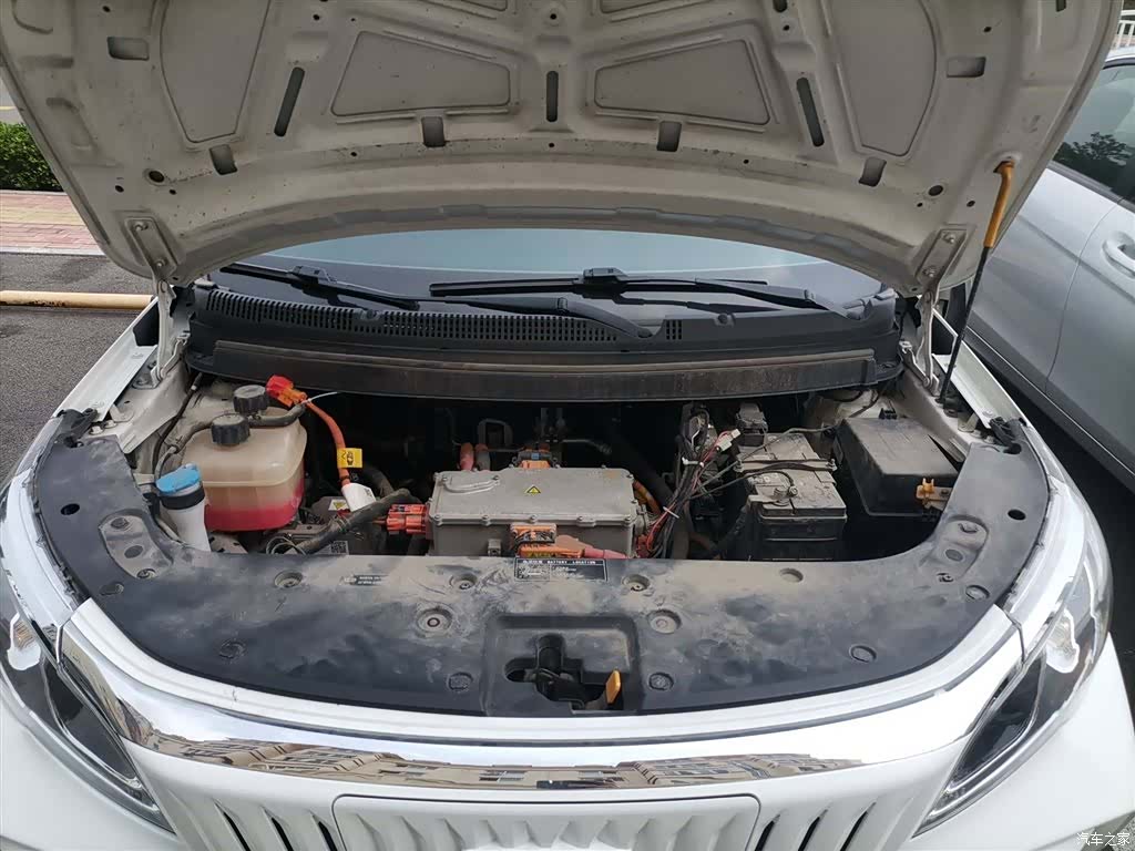 Geely EX3, 2022 10