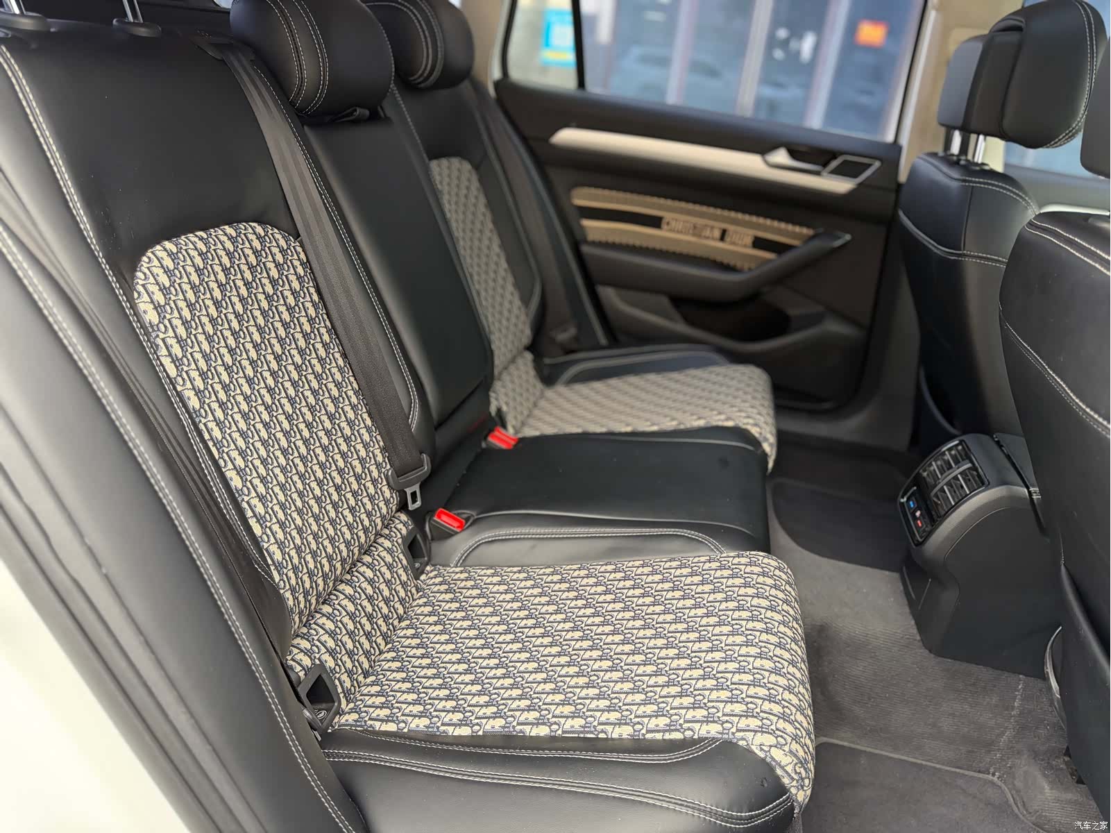 Volkswagen Variant, 2018 13