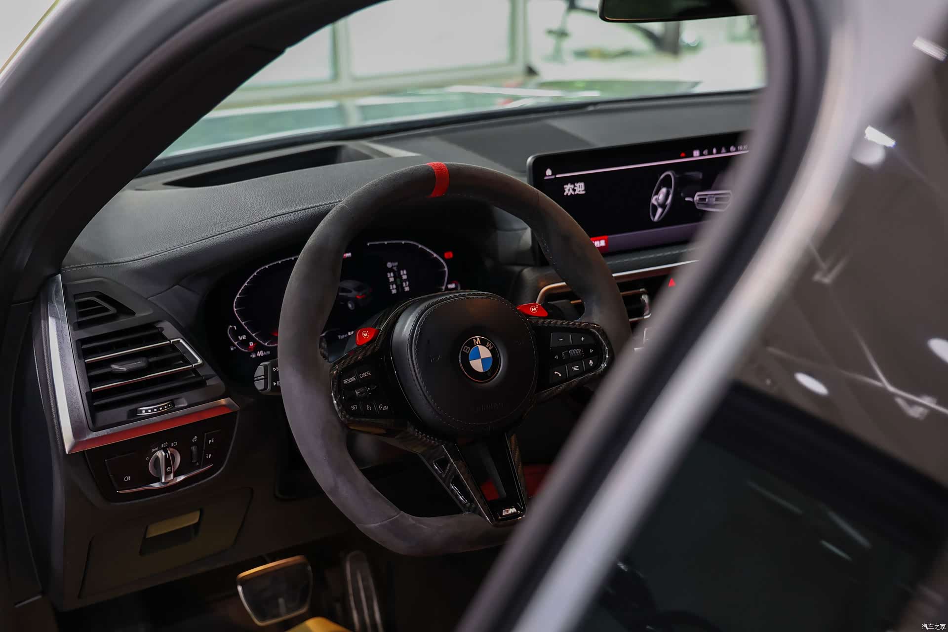BMW X4, 2024 8
