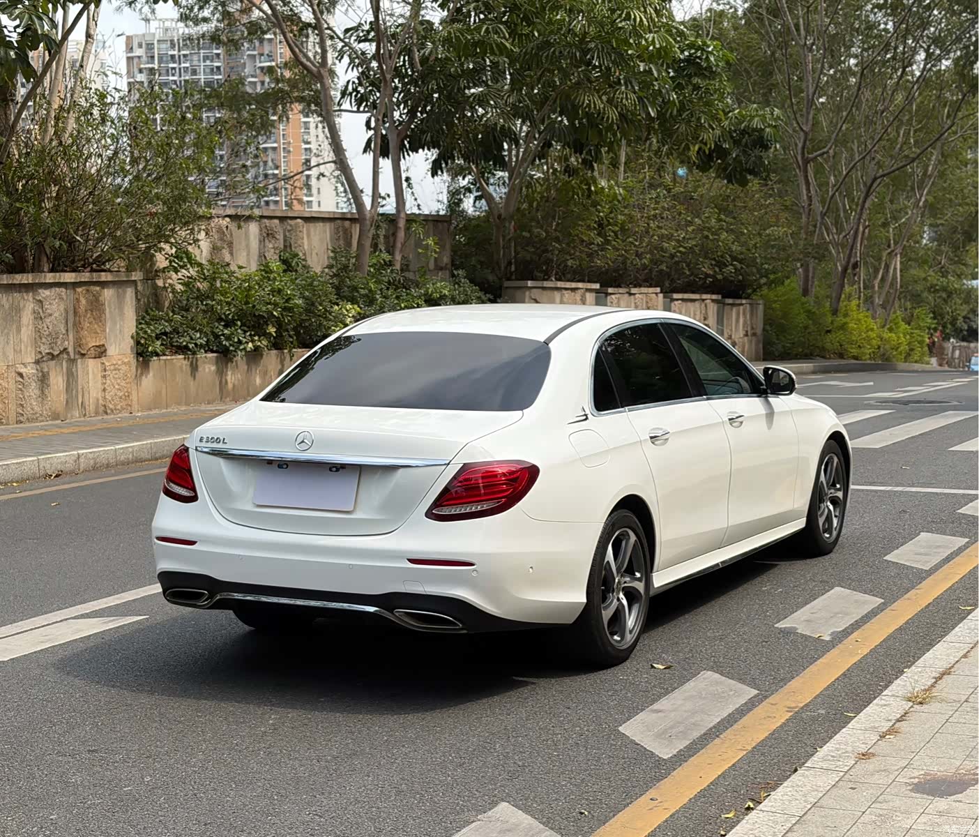 Mercedes-Benz E-Class, 2017 15