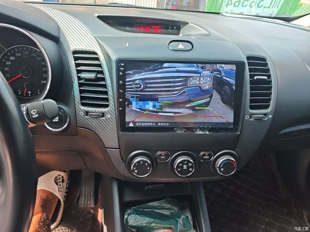 Kia K3, 2014 13