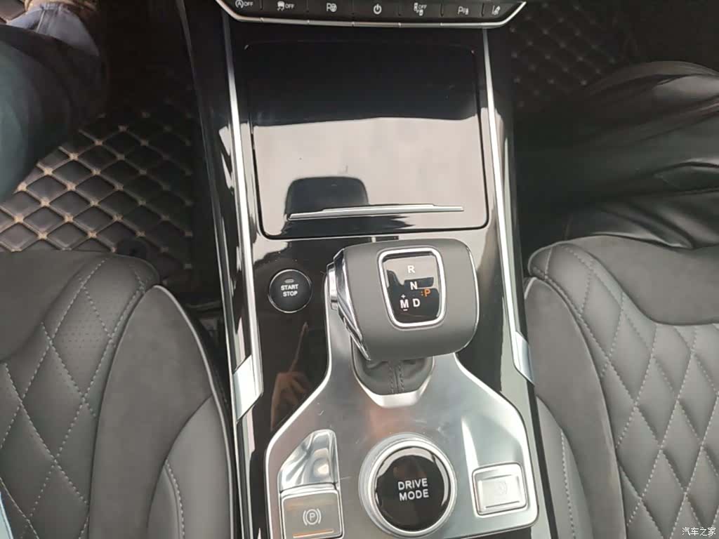 Hongqi HS5, 2019 14