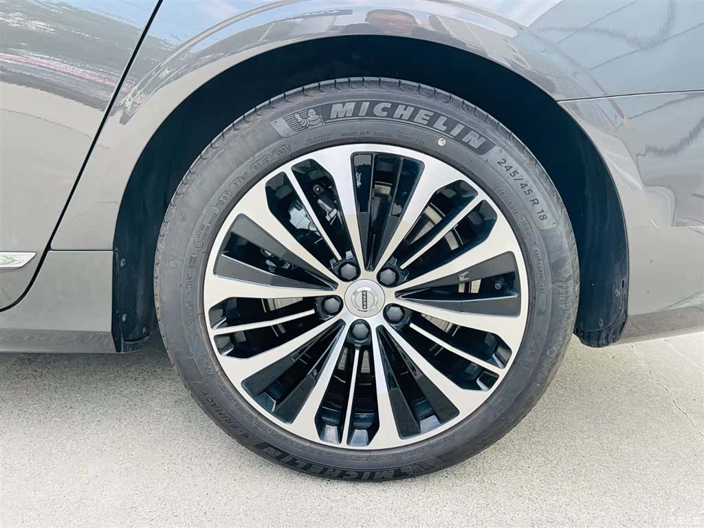Volvo S90, 2024 4