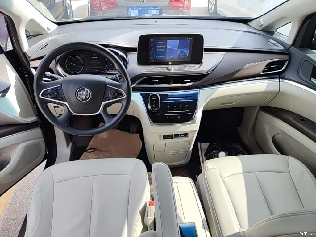 Buick GL8, 2022 10