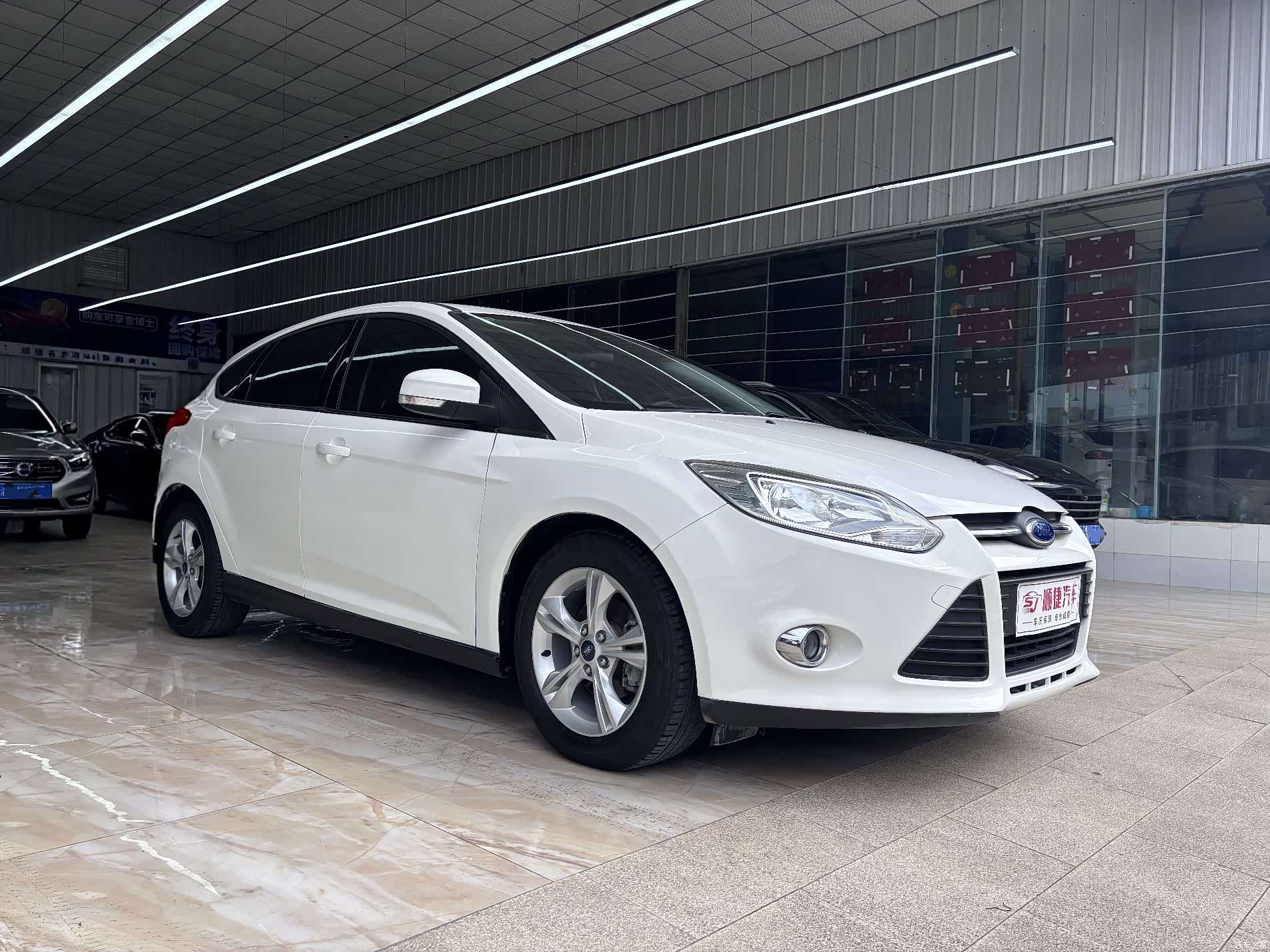 Ford Focus, 2015 3