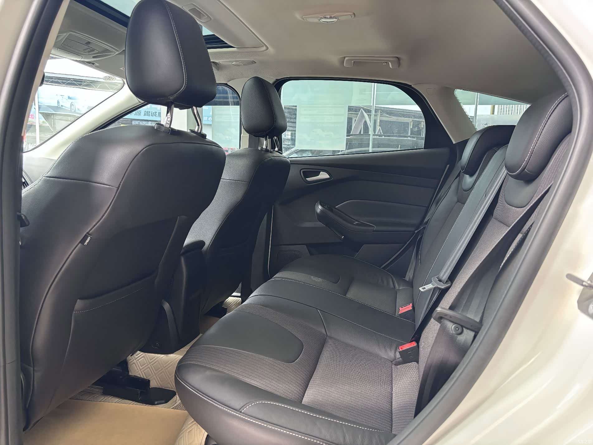 Ford Focus, 2015 все фото