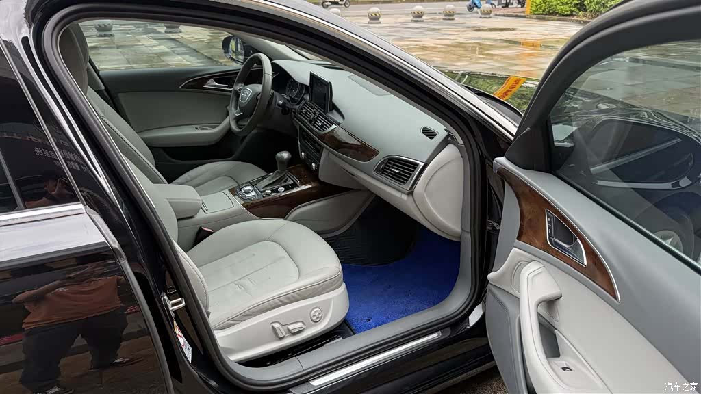 Audi A6L, 2014 19