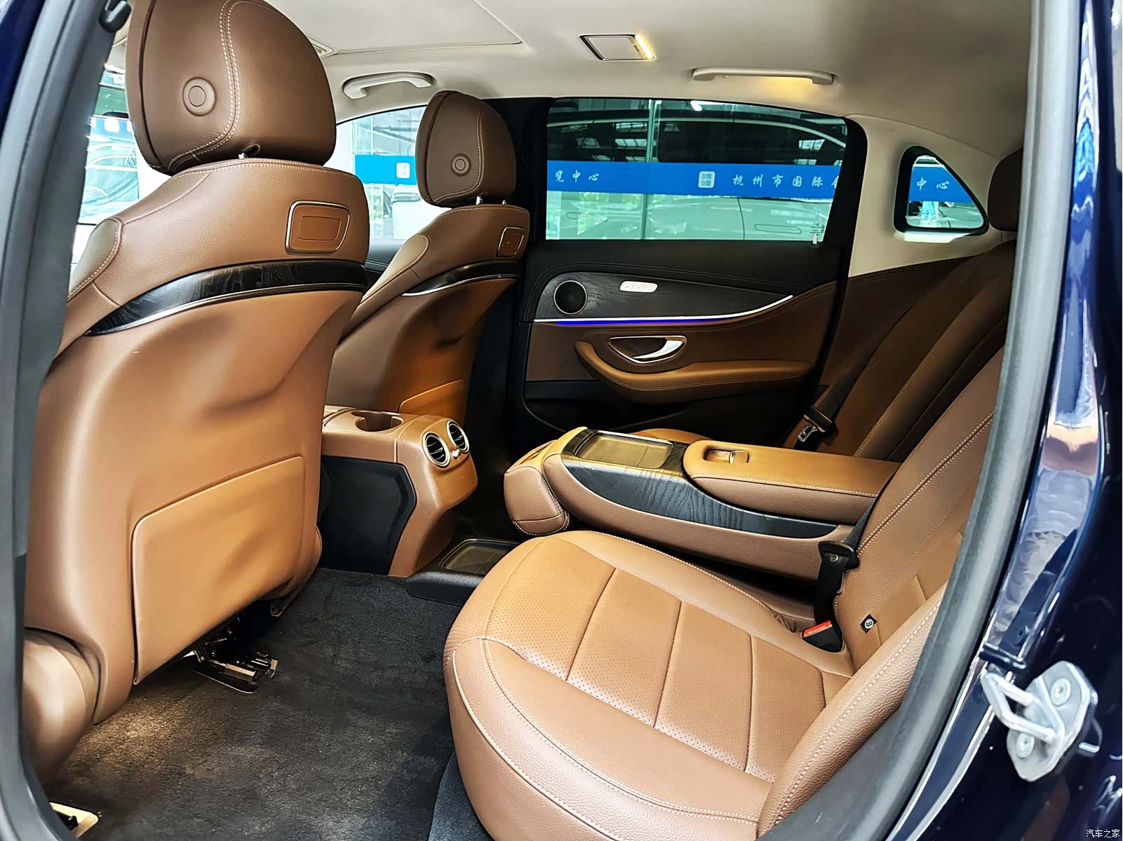 Mercedes-Benz E-Class, 2018 17