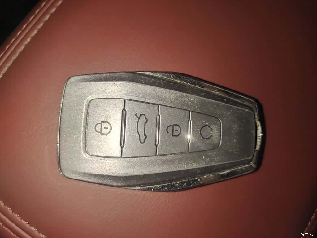 Geely Coolray, 2023 9