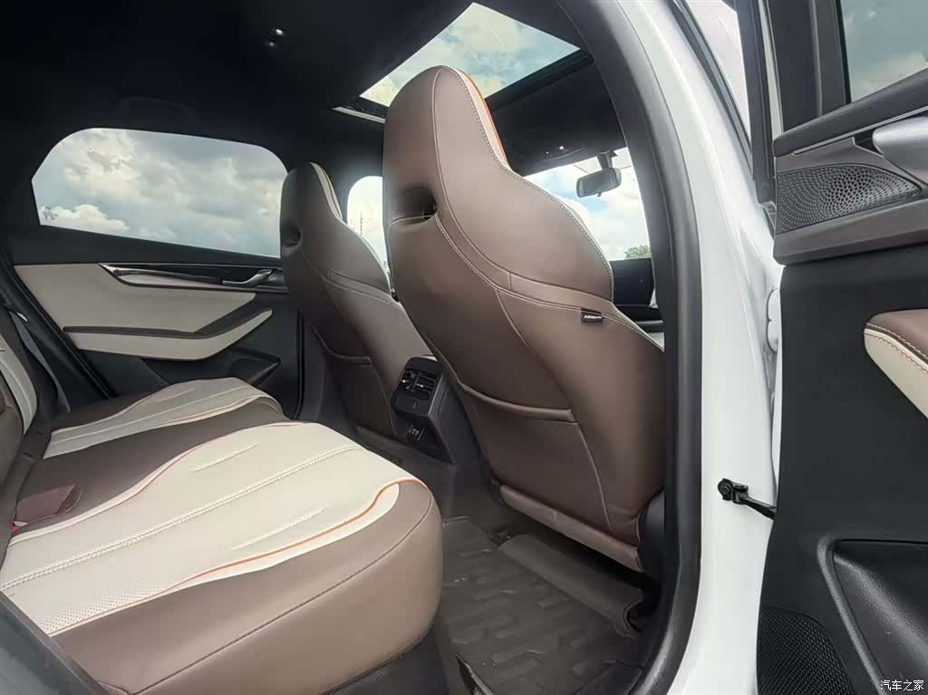 BYD Qin, 2024 14