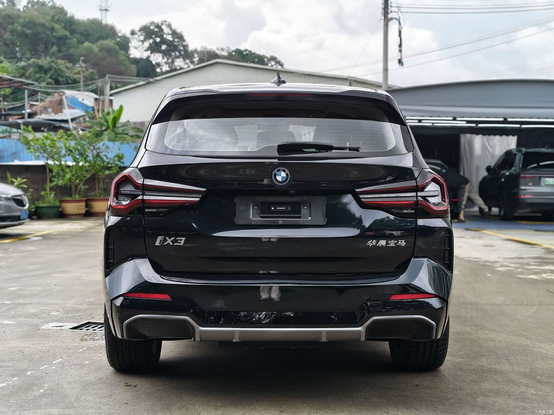 BMW iX3, 2024 2