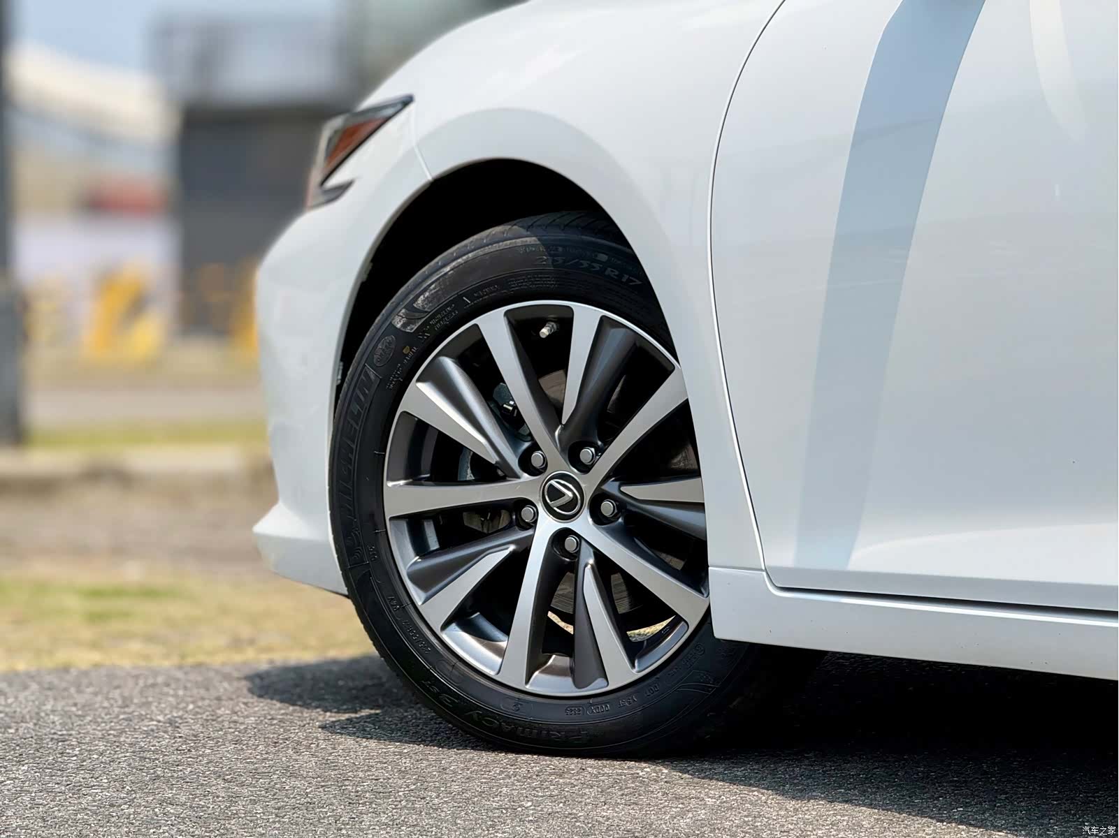 Lexus ES, 2018 18