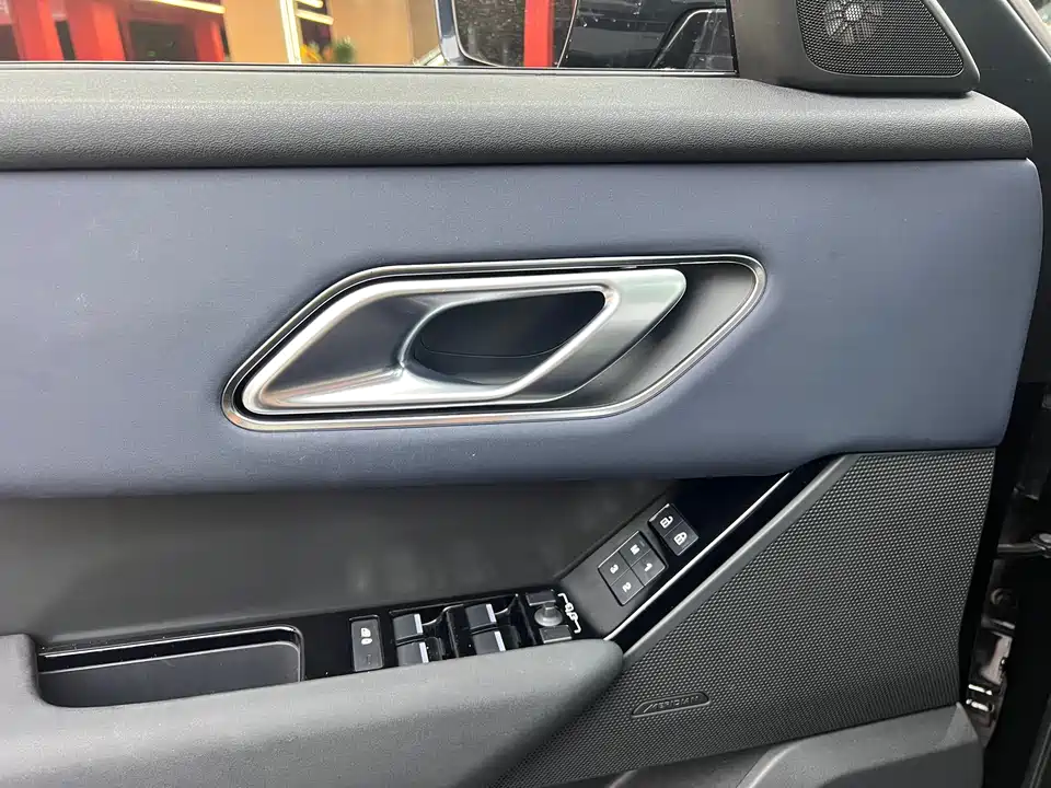 Land Rover Range Rover Star Pulse