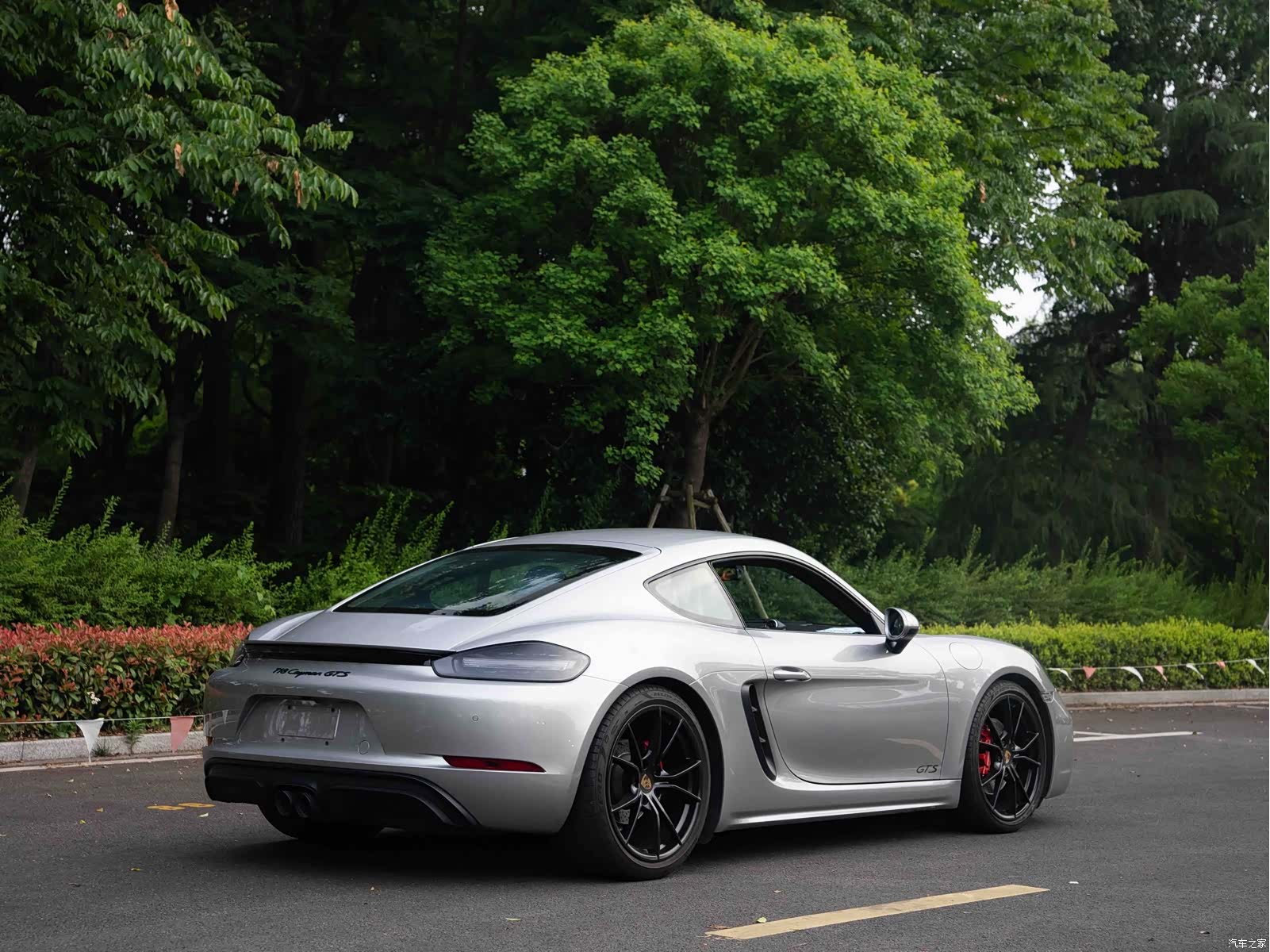 Porsche Cayman, 2022 6