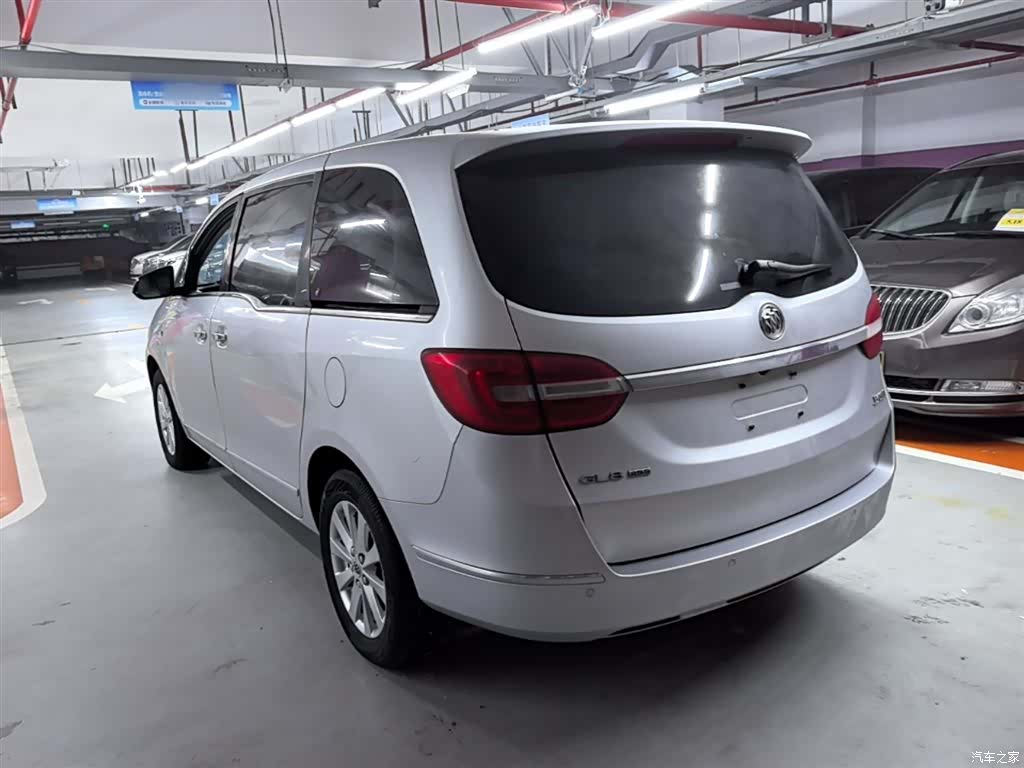 Buick GL8, 2018 все фото