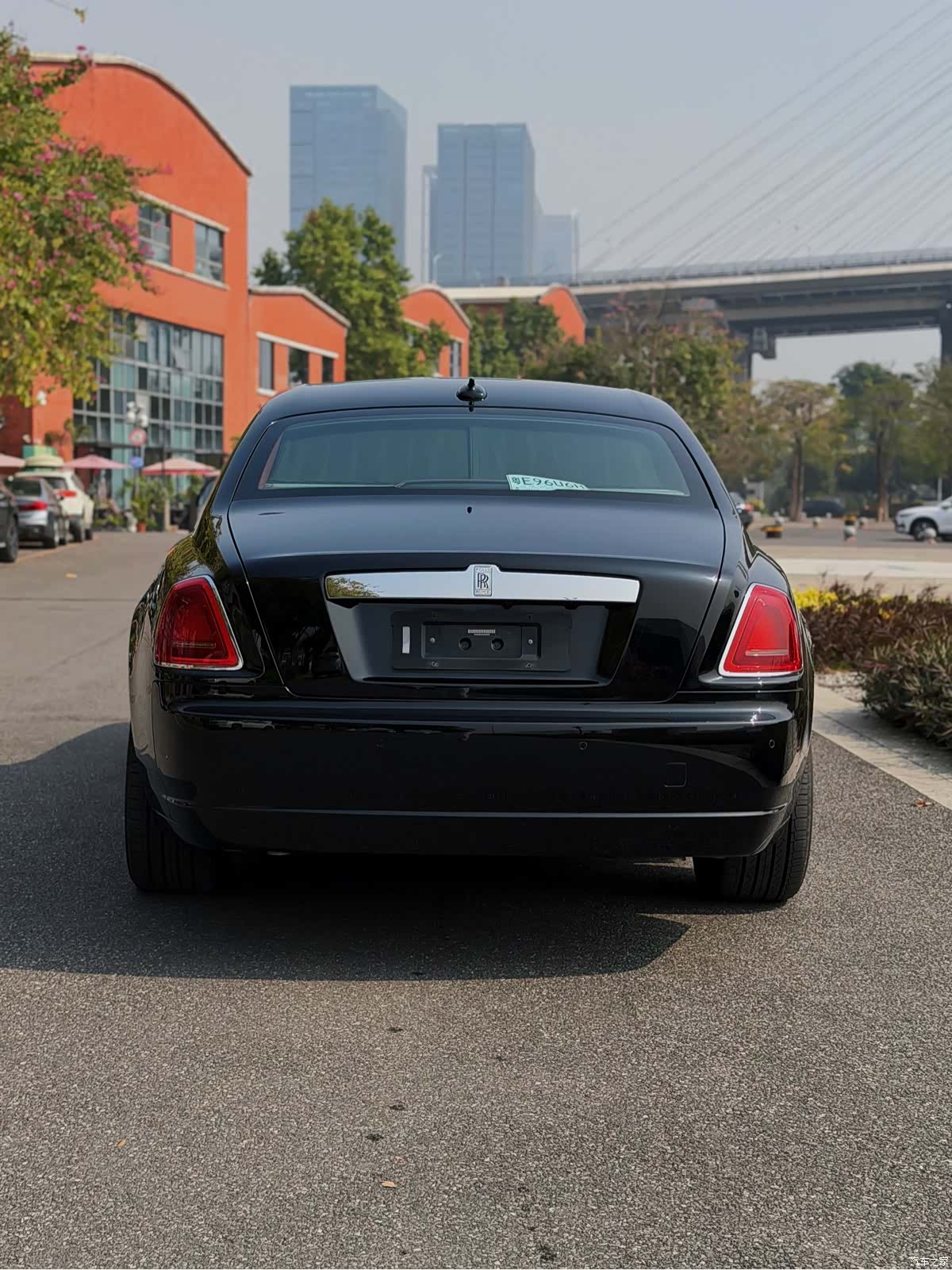 Rolls-Royce Ghost, 2016 15