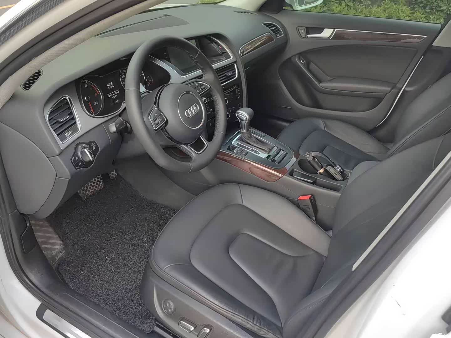 Audi A4L, 2014 все фото