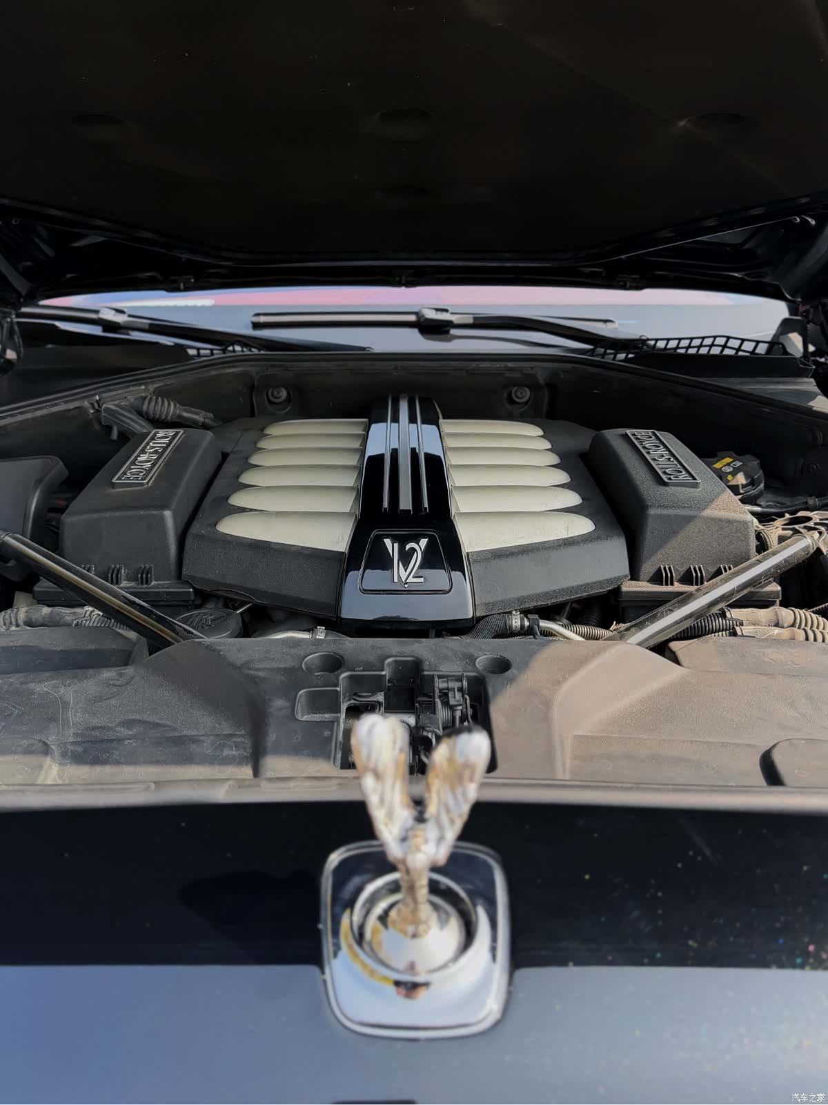 Rolls-Royce Ghost, 2016 13