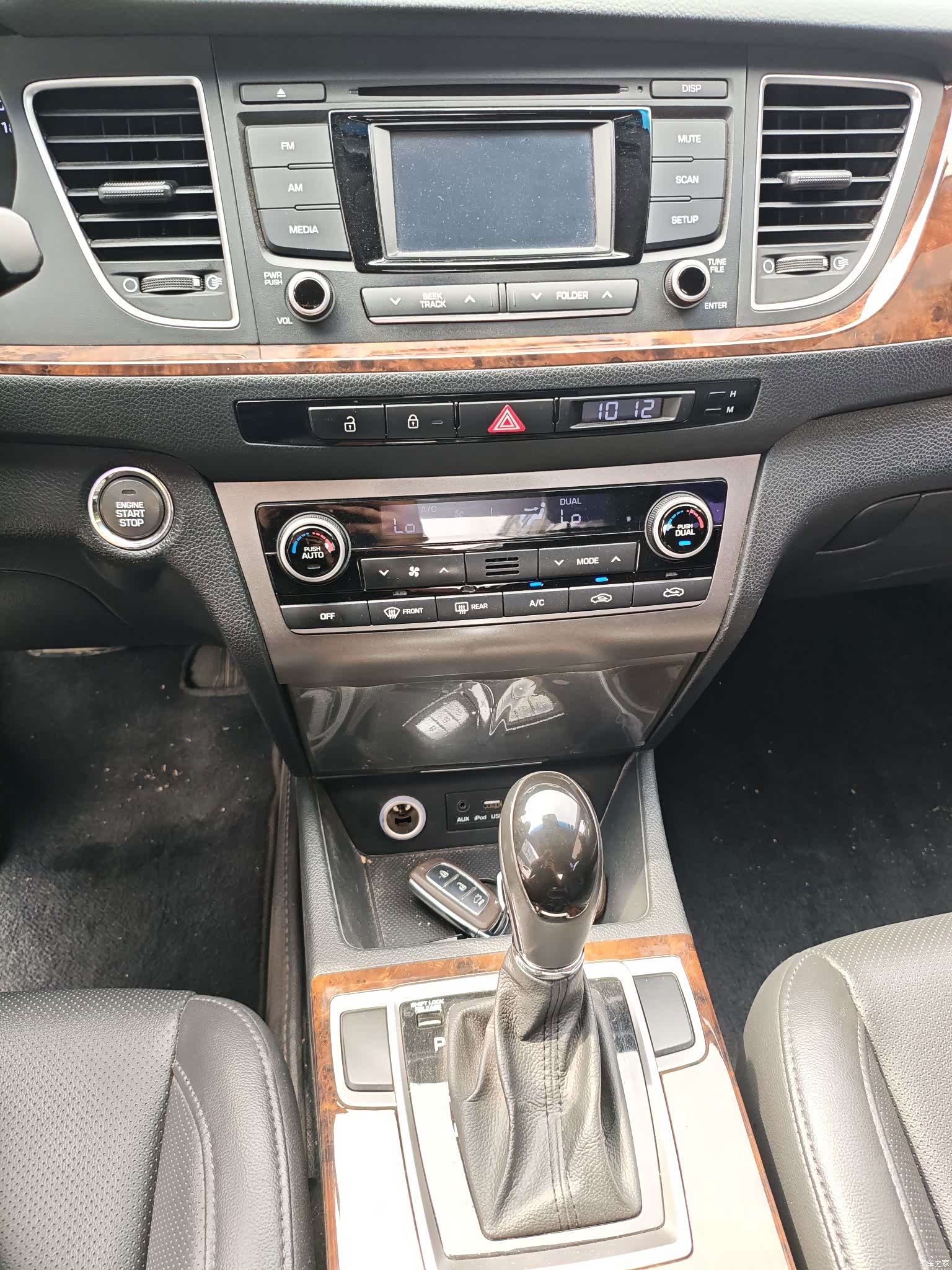 Hyundai DLX, 2015 15