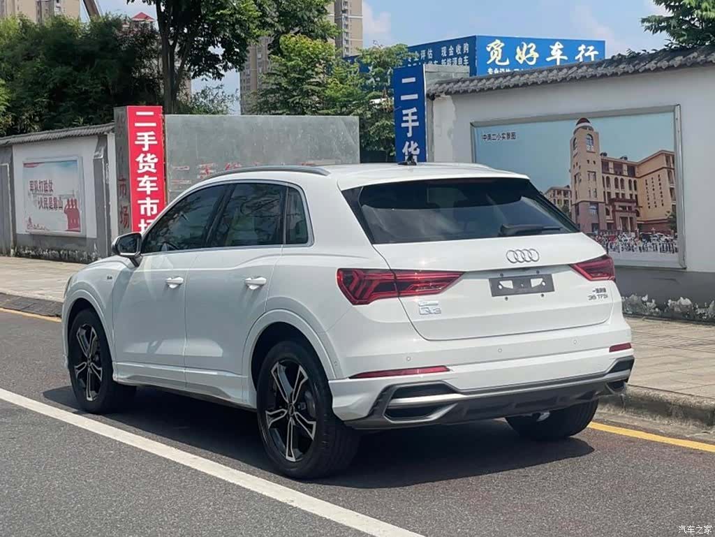 Audi Q3, 2023 3