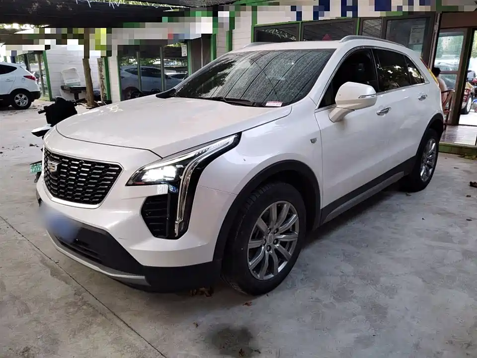 Cadillac XT4