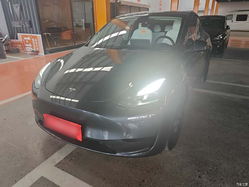 Tesla Model Y, 2024 2