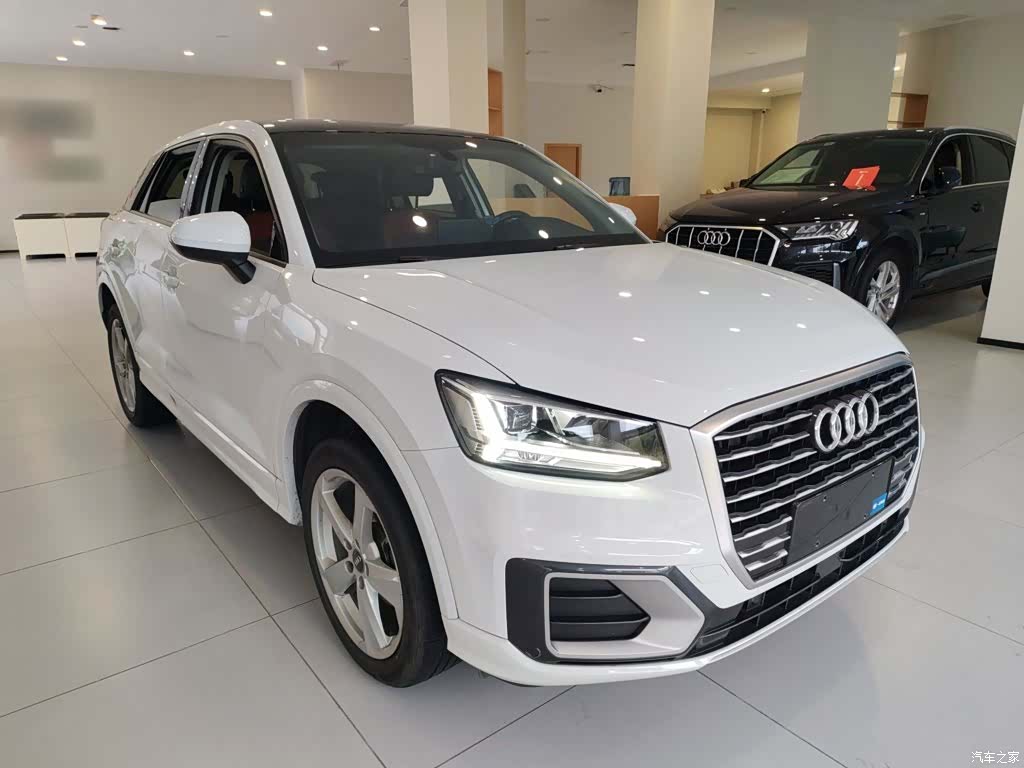 Audi Q2L, 2020 22