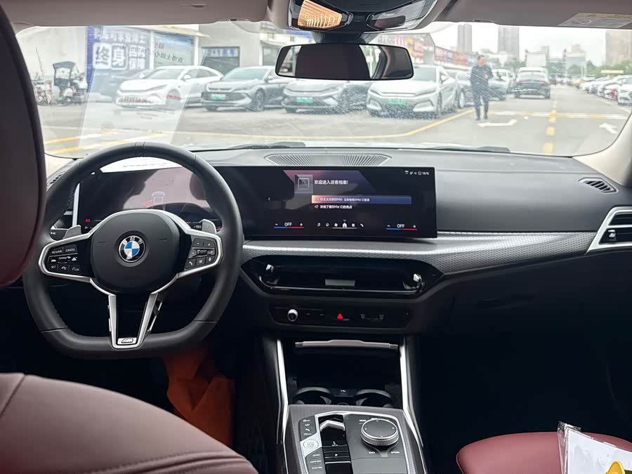 BMW 3 Series 2025, фото 7