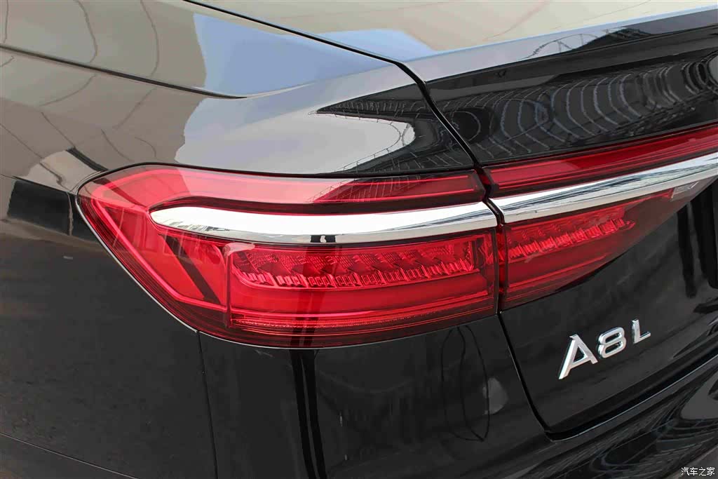 Audi A8L, 2021 18