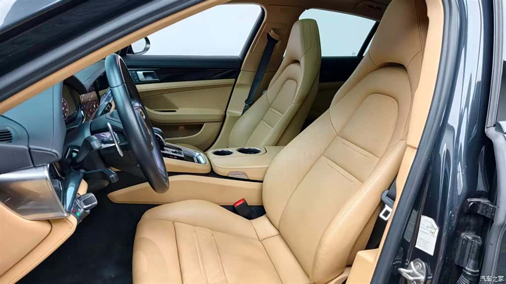 Porsche Panamera, 2022 14