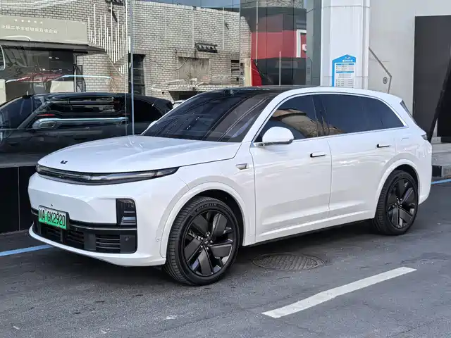 Li Auto L7 2025 — купить из Китая под заказ