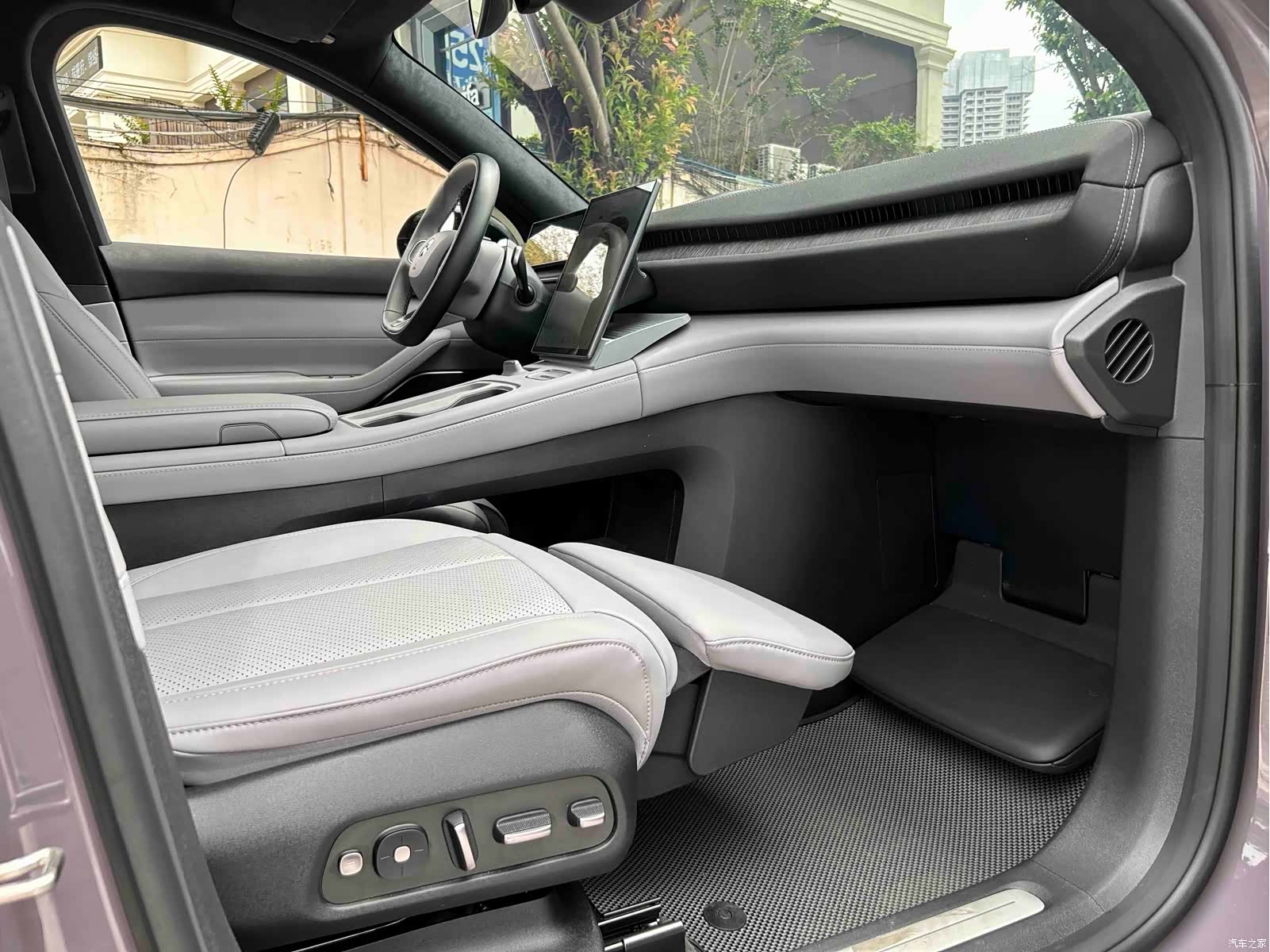 NIO EC6, 2024 10