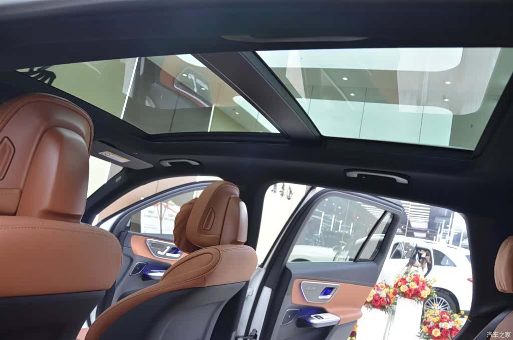 Mercedes-Benz GLC, 2025 13