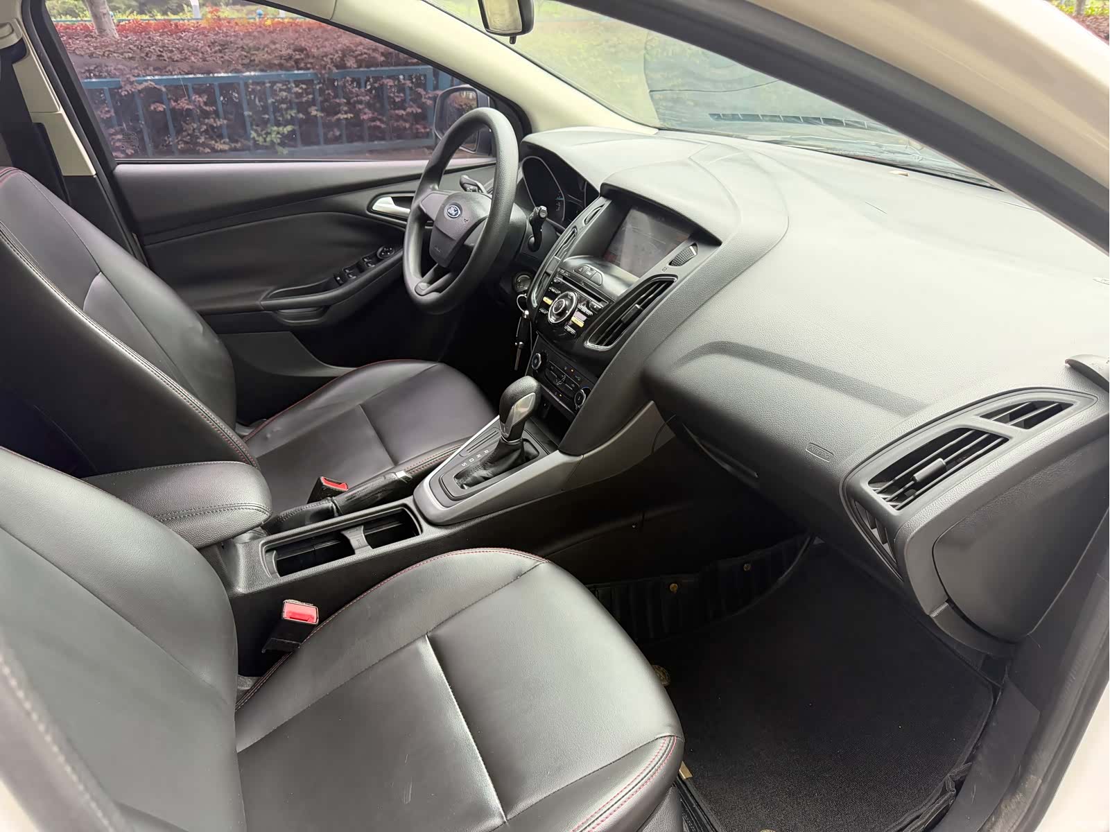 Ford Focus, 2016 11
