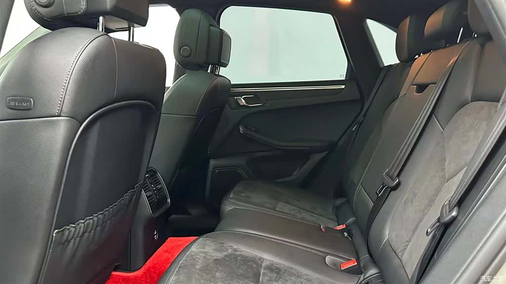 Porsche Macan, 2021 13