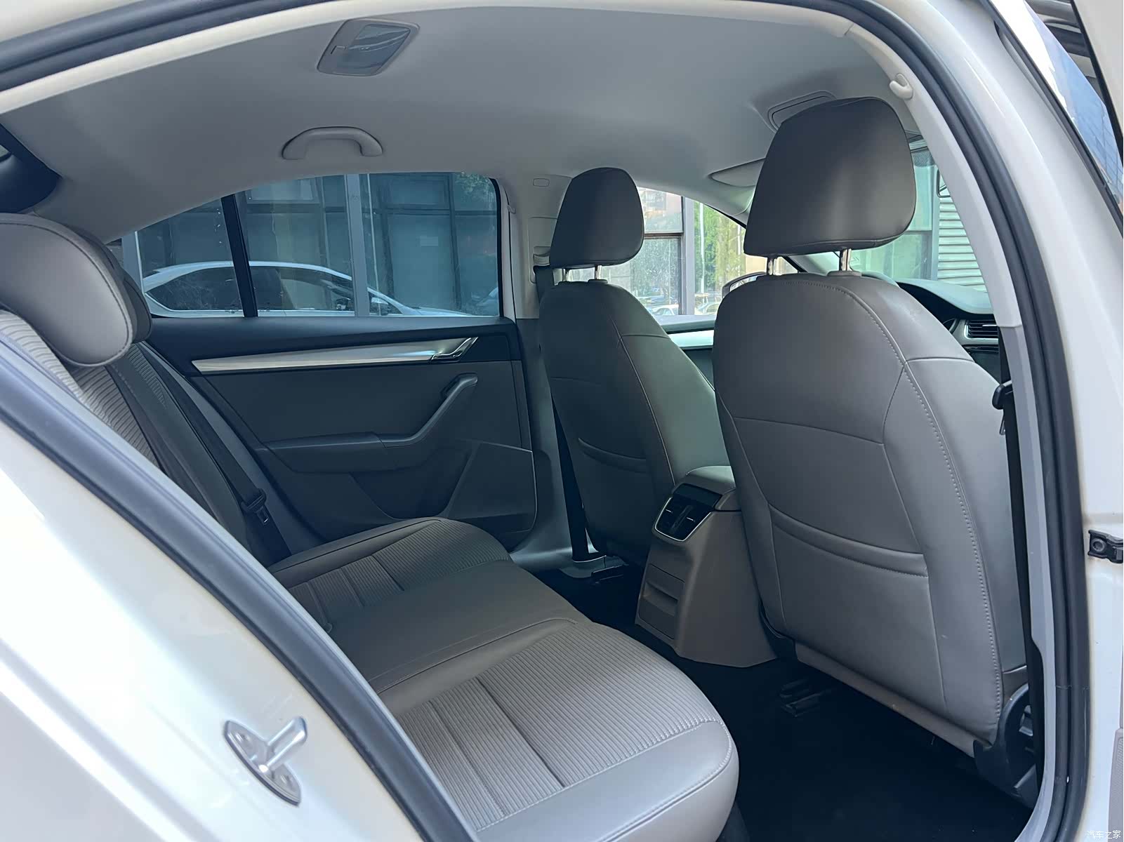 Skoda Octavia, 2015 14