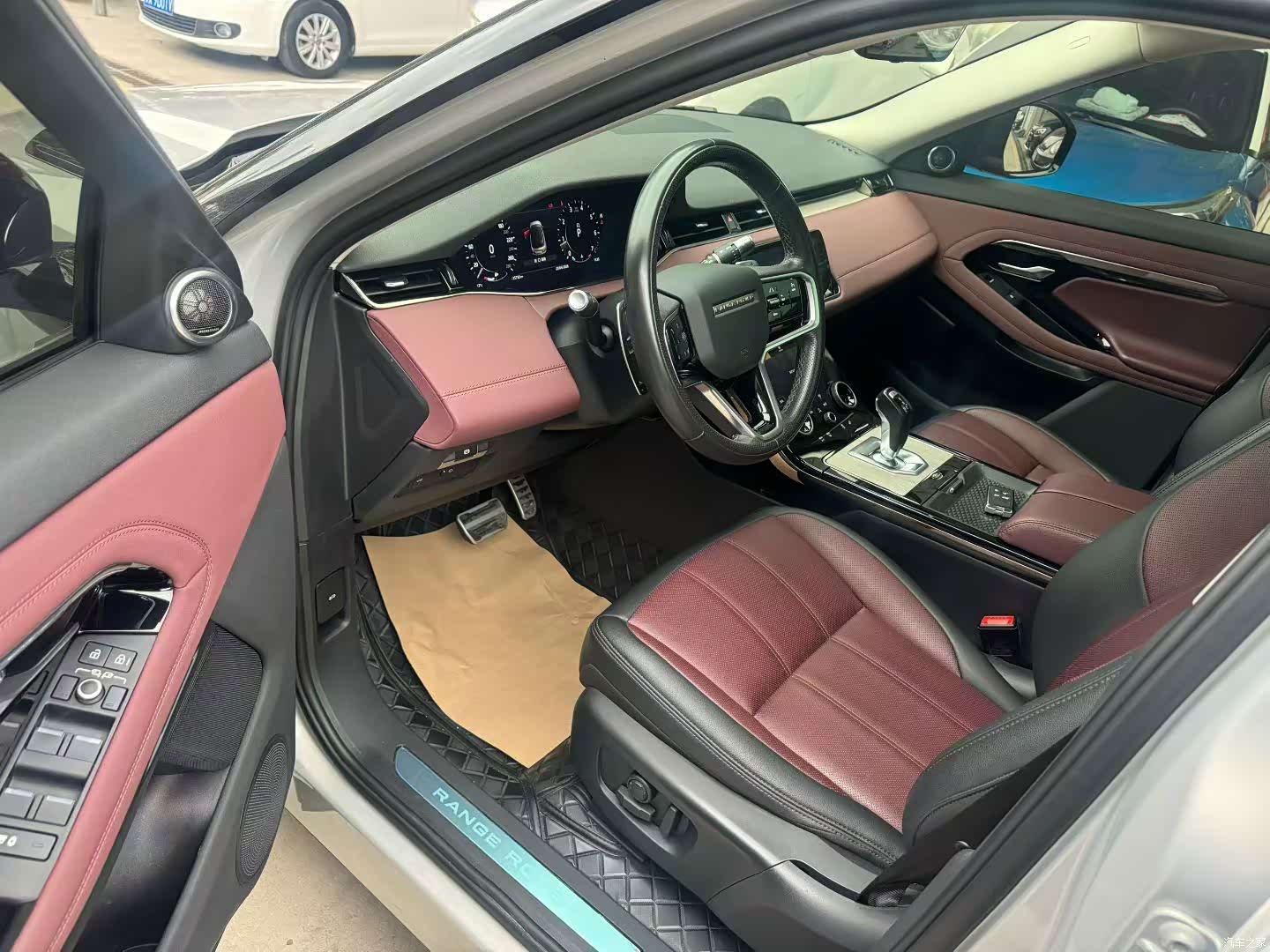 Land Rover Range Rover, 2023 4