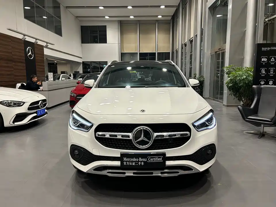 Mercedes-Benz GLA