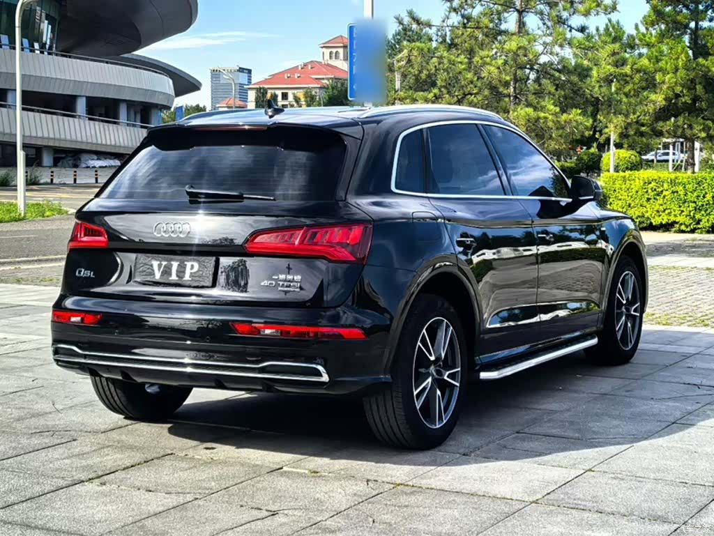 Audi Q5L, 2020 9