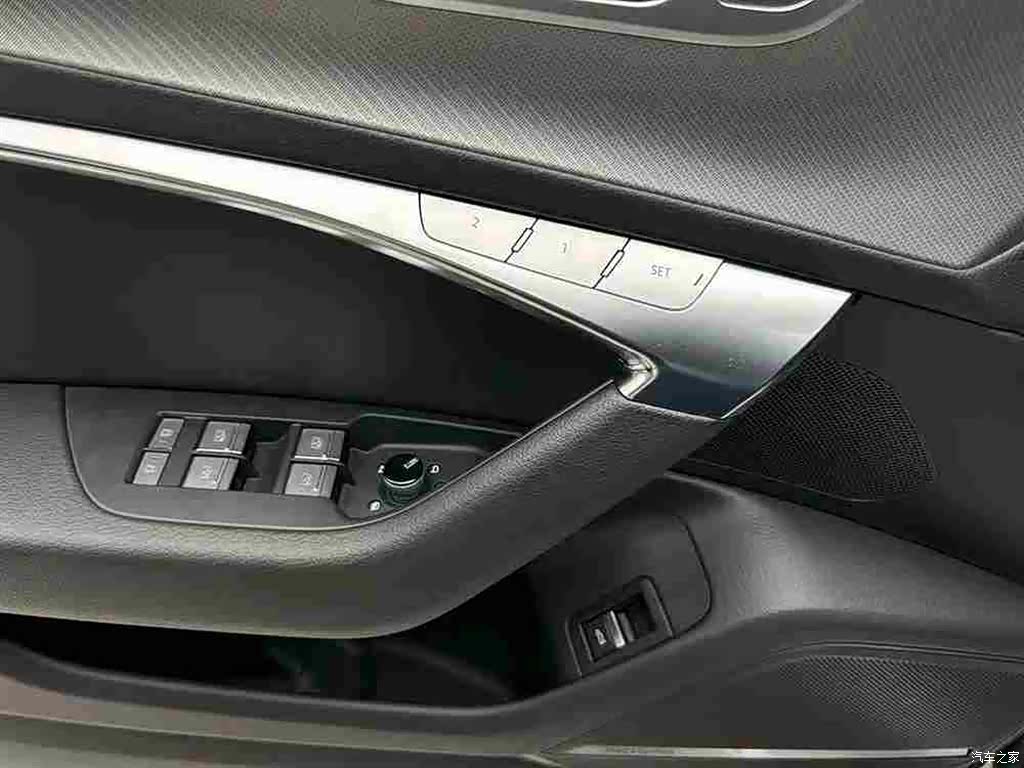 Audi A7, 2025 12