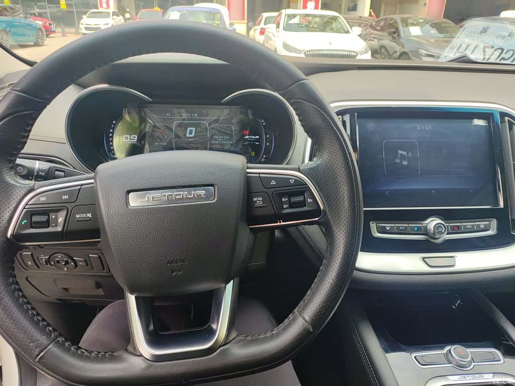 Jetour X70, 2019 10