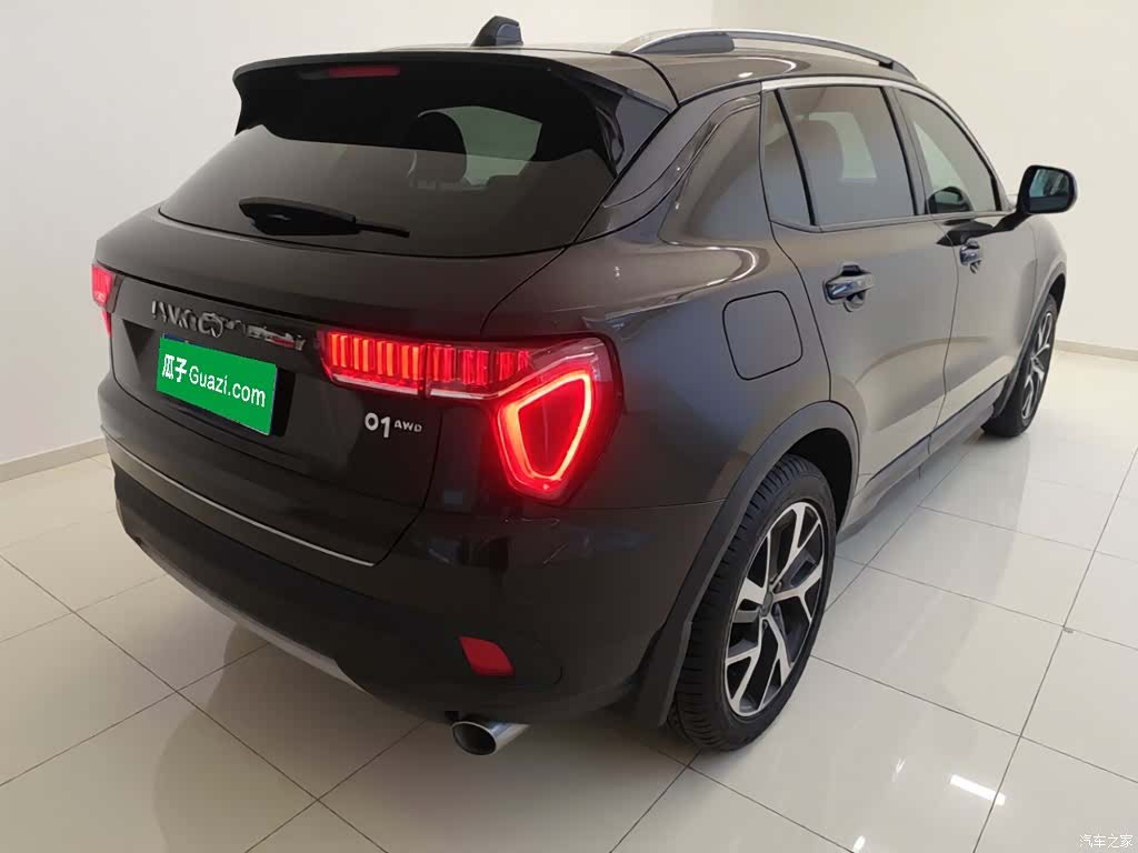 Lynk & Co 01, 2018 все фото