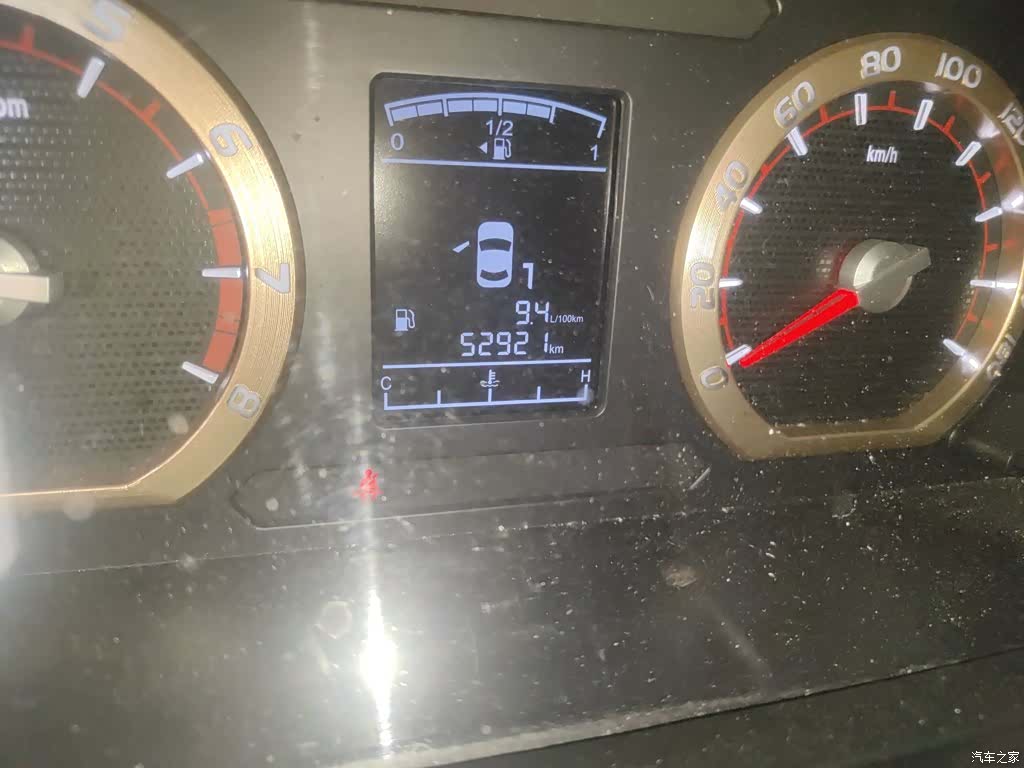 DongFeng V3, 2020 все фото