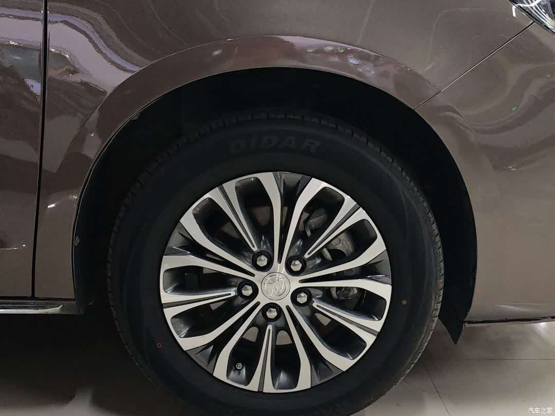 Buick GL8, 2022 7