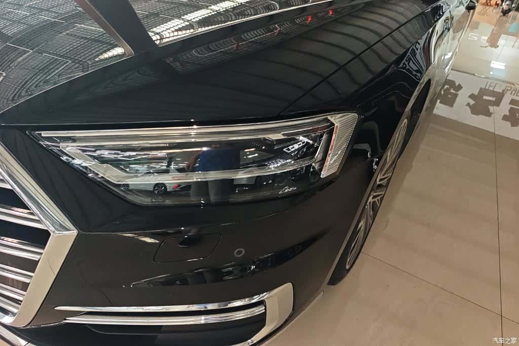 Audi A8L, 2021 все фото