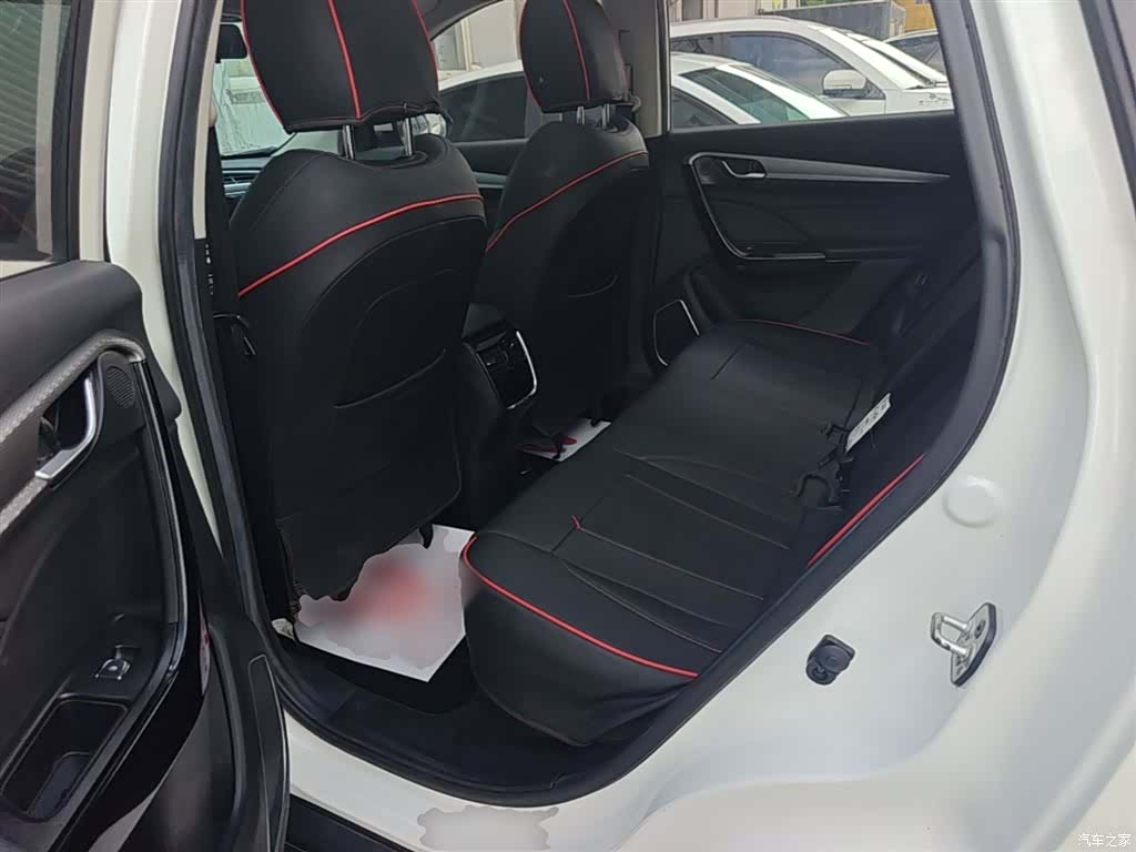 DongFeng AX7, 2019 17