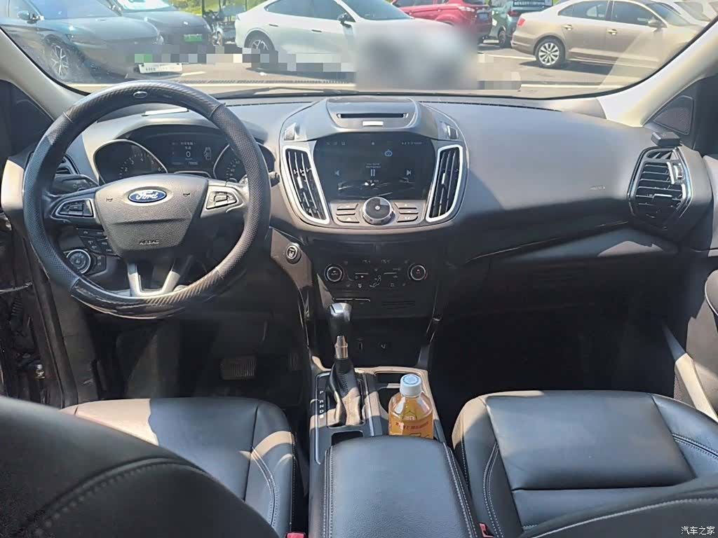 Ford Kuga, 2017 13